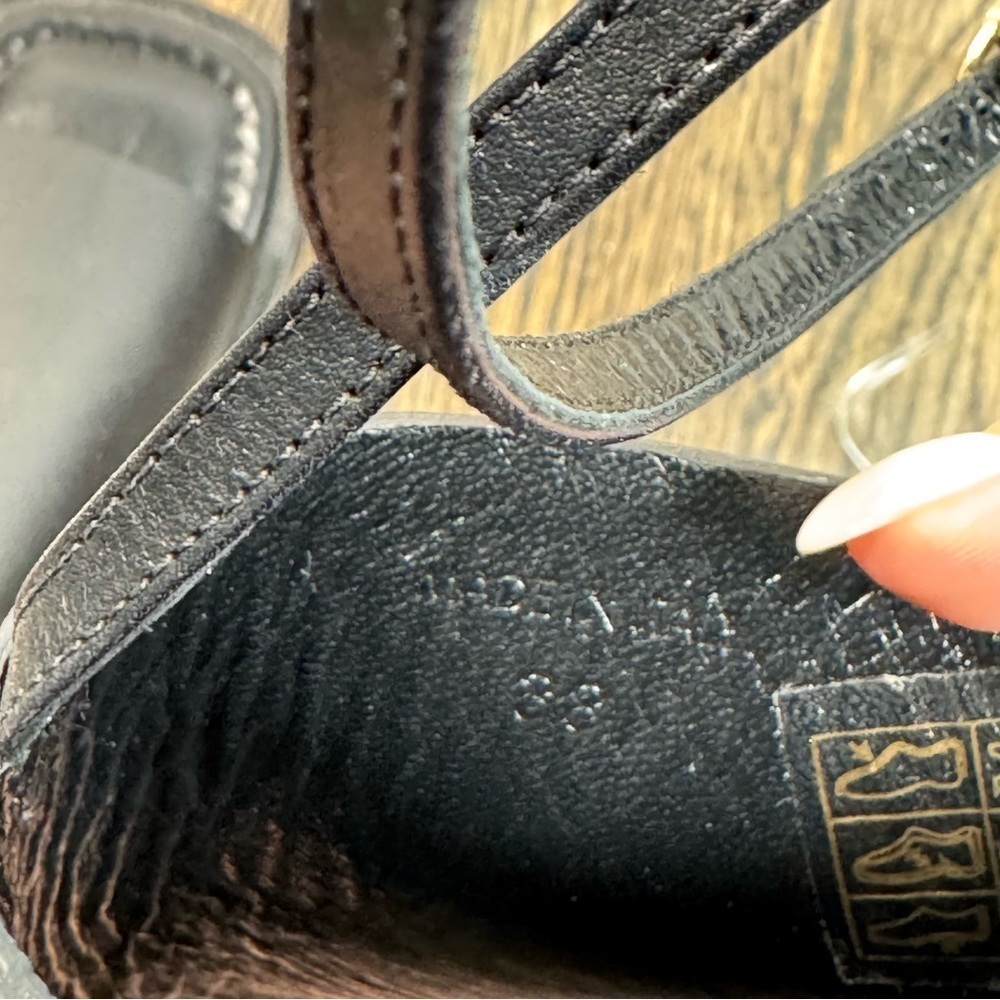 Victoria Beckham black leather sandals Made in Italy - Picture 7 of 7